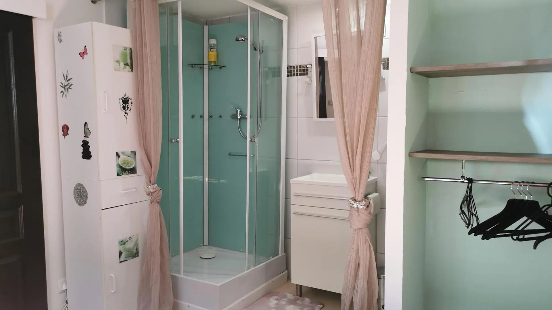 Bas De Villa Avec Jardin, Piscine Et Jacuzzi La Seyne-sur-Mer France